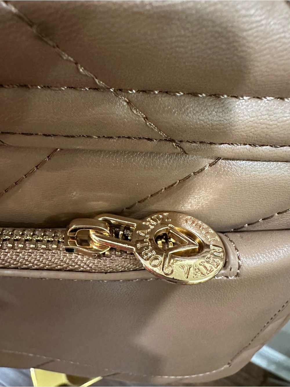 NWT Valentino Orlandi V-3009 Quilted Chain Shoulder Bag Taupe MSRP $320 - Picture 7 of 9
